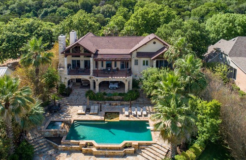 Horseshoe Bend Estates House | LAKE AUSTIN WATERFRONT ESTATE: SUMMER ONLY. MIN 30 DAY RENTAL