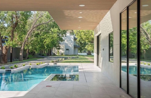 Green Park House | Lake Austin Waterfront Main House: Golf+Wake+SXSW