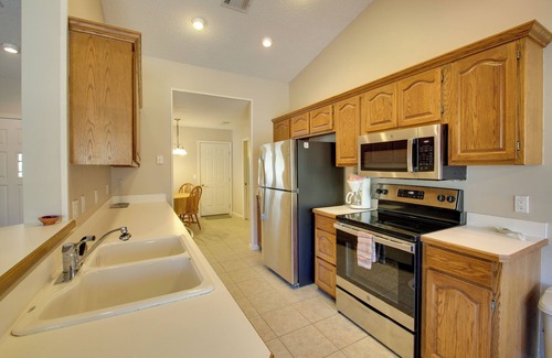 Hot Springs Village House | Lake Balboa Access: Home w/Dock & Yard