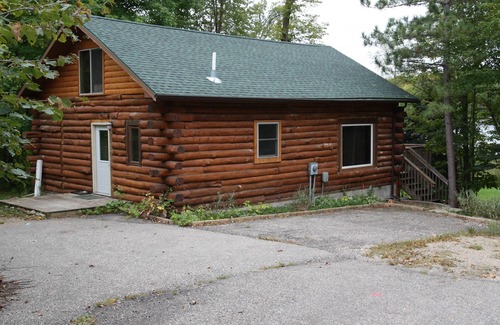 Richwood Cabin | Lake Cabin with Private Sandy Beach on Beautiful Big Sugarbush Lake