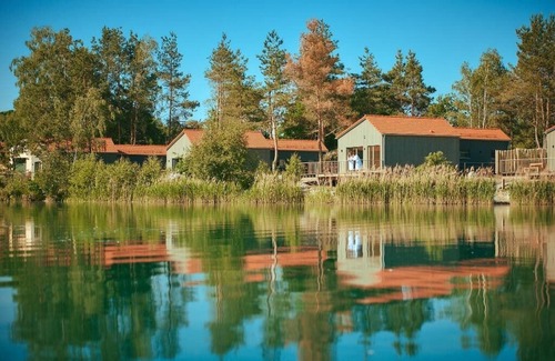 Steinberg am See Apartment | Lake chalet (62sqm) with lake view and sauna