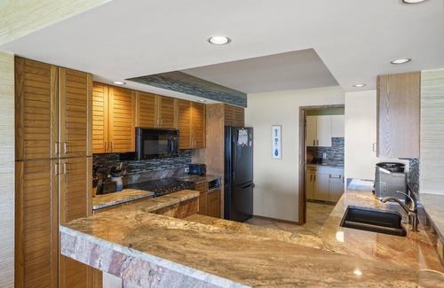 Boyne City Condo | Lake Charlevoix lakefront, 3 bedrooms, sleeps 8