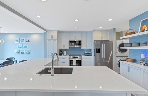 Boyne City Condo | Lake Charlevoix lakefront, 3 bedrooms, Sunset Views