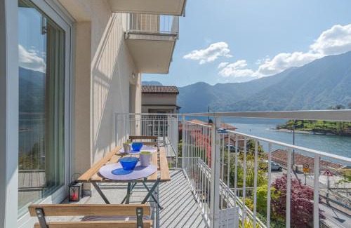 Ossuccio Apartment | Lake Como Apartment with Balcony and Private Parking