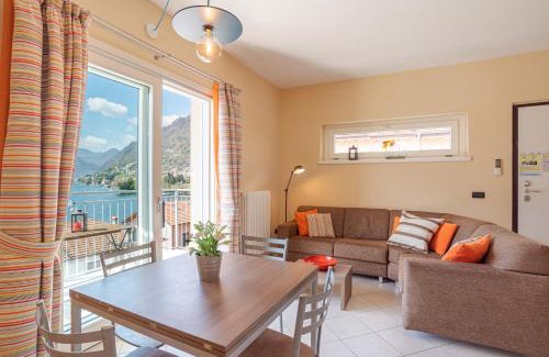 Ossuccio Apartment | Lake Como Apartment with Balcony and Private Parking