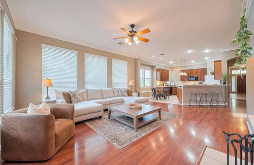 Conroe House | Lake Conroe Exec Home – Peaceful & Family-Ready