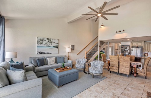 April Sound Condo | Lake Conroe WATERFRONT Updated 3BR Condo with Pools, Paddle Boards & Views