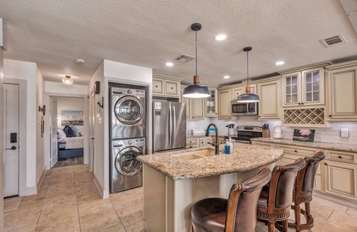 April Sound Condo | Lake Conroe WATERFRONT Updated 3BR Condo with Pools, Paddle Boards & Views