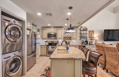 April Sound Condo | Lake Conroe WATERFRONT Updated 3BR Condo with Pools, Paddle Boards & Views