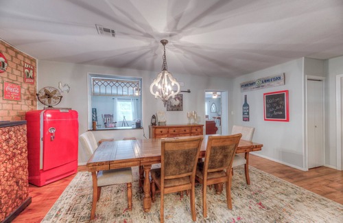 Cookson Cottage | Lake Cottage Near Chicken Creek Ramp – Pet Friendly + Boat Parking