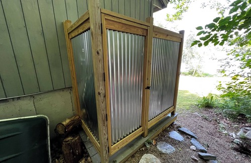 Moultonborough House | Lake Cottage - Put your Feet up and Relax!