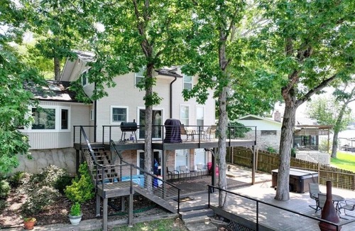 Piney House | Lake days, cozy nights, unforgettable memories