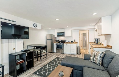 Dillon Hotel | Lake Dillon Retreat
