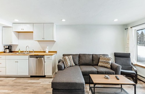 Dillon Hotel | Lake Dillon Retreat