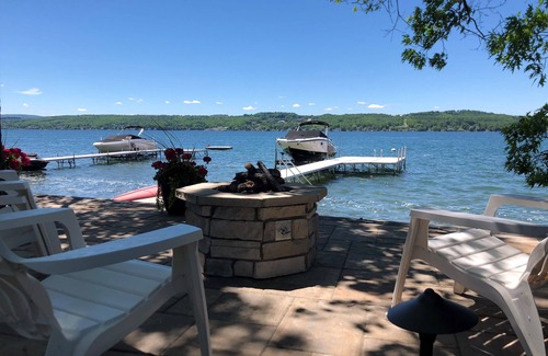 Canandaigua House | Lake Effect - Lake Front Living, close to restaurants, shopping and CMAC