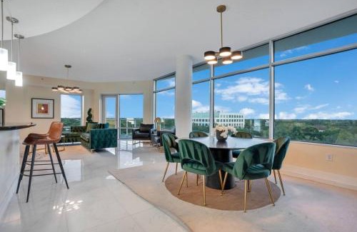 South Eola Apartment | Lake Eola Corner 3 BDRM Suite