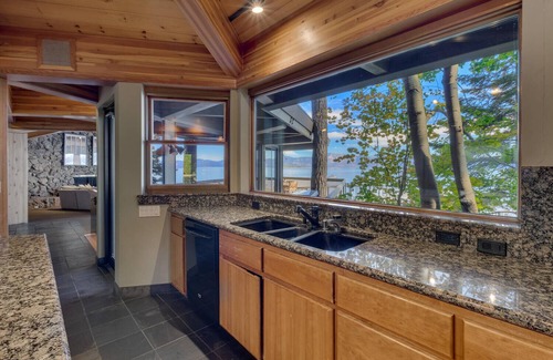 Carnelian Bay House | Lake Escape - Lakefront - TLUXP