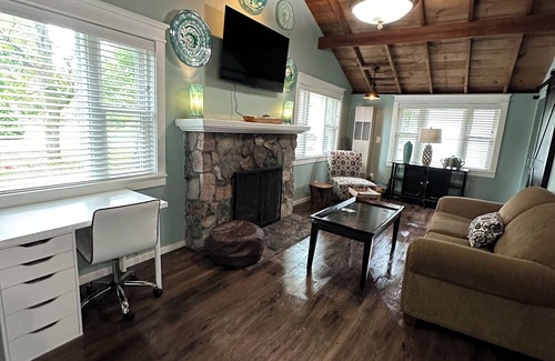 Lexington Cottage | Lake Escape Lexington Cottage with Private Beach Access to Lake Huron!