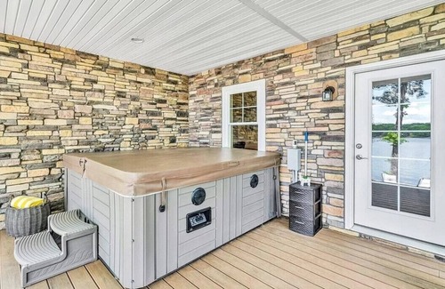 Westlake Corner House | Lake Estate!