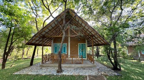 Kataragama Resort | Lake Forest Holiday Resort