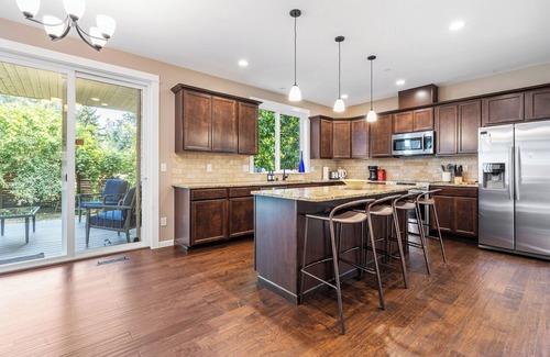 North City House | Lake Forest Retreat w/Indoor & Outdoor Fireplaces