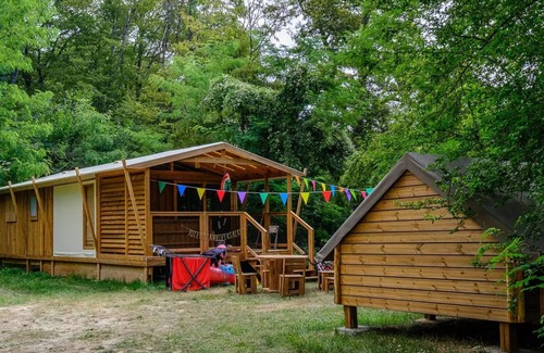 Sainte-Catherine-de-Fierbois House | Lake Lodge - 2 Schlafzimmer - 1 Badezimmer + 1 Mini Lodge 1 Schlafzimmer 6 Personen