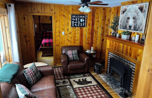 Saint Mary's Cabin | Lake Front 1-bedroom cabin in St. Mary's Glacier, Idaho Springs