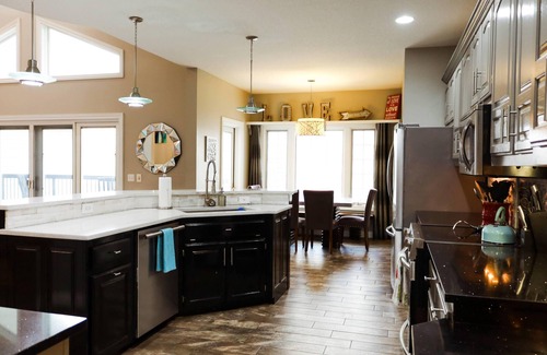 Carl Junction House | Lake Front*100° Heated Pool Year-Round* Hot Tub
