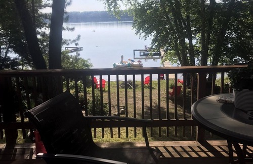 Hillman House | Lake front beauty