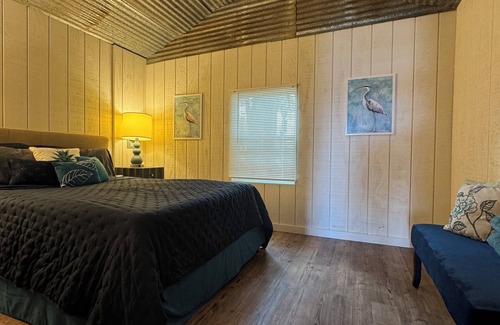 Quinlan Cabin | Lake Front Cabin with Marina Access