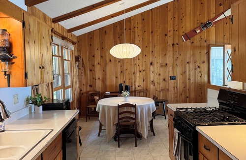 Lake Leelanau Cottage | Lake front cottage on N. Lake Leelanau NEWLY available and near Leland, dunes