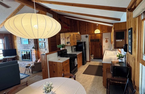 Lake Leelanau Cottage | Lake front cottage on N. Lake Leelanau NEWLY available and near Leland, dunes