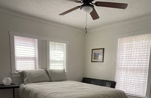Lake Waccamaw House | Lake front home on beautiful coastal natural lake