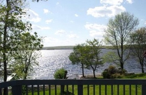 Hawley House | Lake Front Home with beautiful sunsets over Lake Wallenpaupack