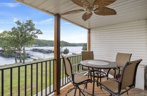Kaiser Condo | ~ Lake Front ~ Parkview Paradise ~
