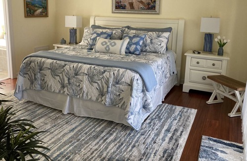 Littleton House | Lake Front Property & Home | Inn at Raintree