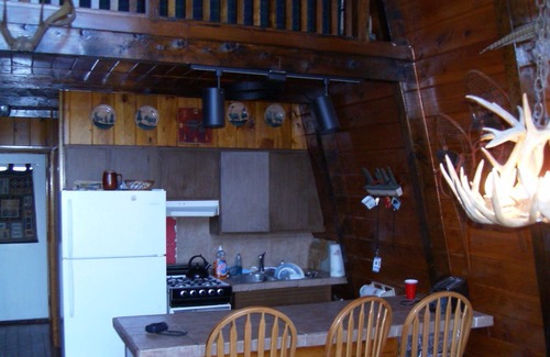 Conway Ski Chalet | LAKE FRONT Rustic Ski Chalet with Private Beach