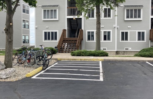 Port Clinton Condo | Lake front serenity and views