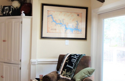 Littleton House | Lake Gaston Lakefront with huge deck, kayaks, SUPs, boat launch nearby