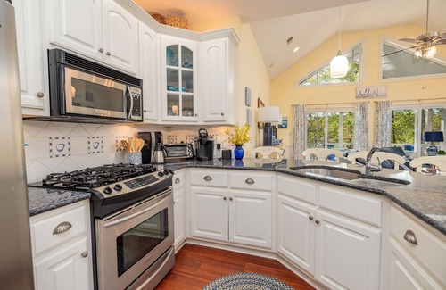Littleton House | Lake Gaston waterfront home! Our pontoon boat is free for our guests!