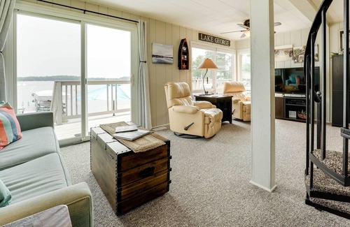 Fremont Cottage | Lake George Cottage w/ Dock, Fire Pit & Kayaks!