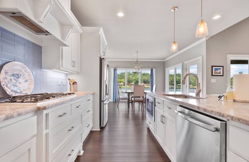Hot Springs House | Lake Hamilton Gem w/Boat Dock