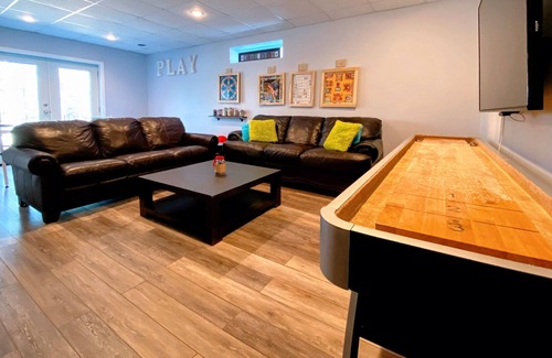 Anderson House | Lake Hartwell/Clemson w/ Game Rm & Dock on Water, Pet Friendly, High Speed Wifi