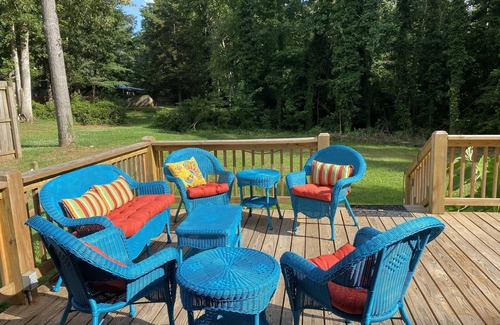 Gumlog House | Lake Hartwell Cottage close to Tugaloo State Park