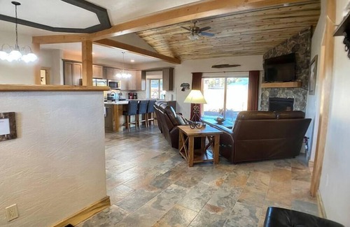 Pagosa Highlands House | Lake Hatcher Retreat-w/Mtn Views! 1 story-3/2