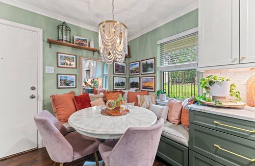 Lake Highlands House | Lake Highlands Haven: 3 Bedroom Home & Private Pool