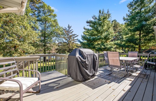 Pequot Lakes House | Lake Home, 5 min to Nisswa, Close to Paul Bunyan State Trail! Near shops & golf!