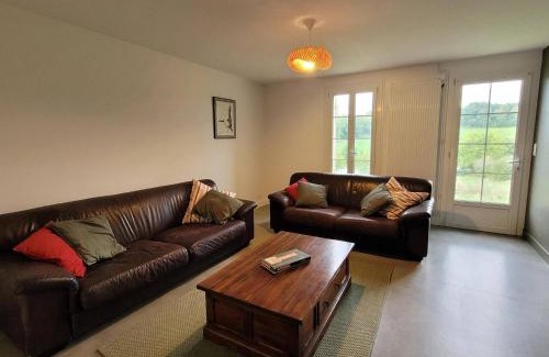 Maurens House | Lake House A Tranquil Escape