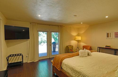 Anderson Island House | Lake House - Anderson Island