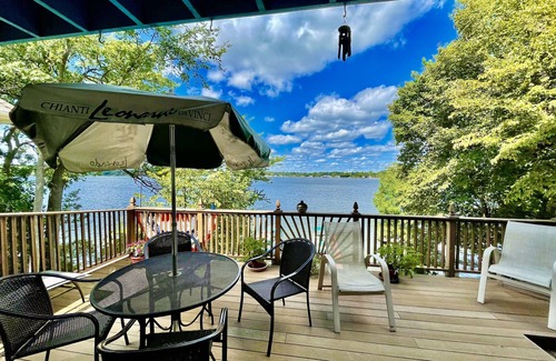 Lapeer House | Lake House Chalet Gorgeous Sunsets Lake Nepessing